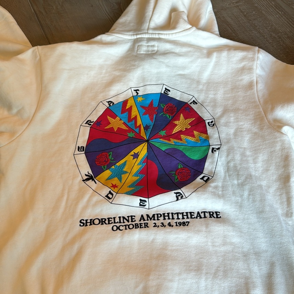 Grateful Dead Marine Layer concert Hoodie with Graphic Design - Picture 3 of 6